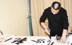 翟剑锋:铁笔丹心写春秋