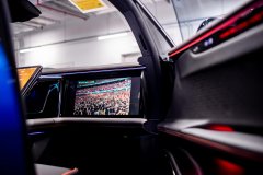 什么是“从传统汽车到新能源智能车”的最大变化?